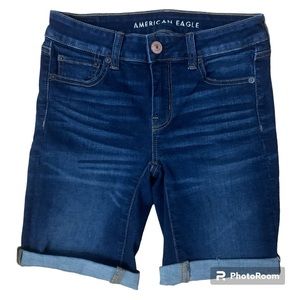 American Eagle Skinny Bermuda Shorts Super Stretch with Cuffed Hem